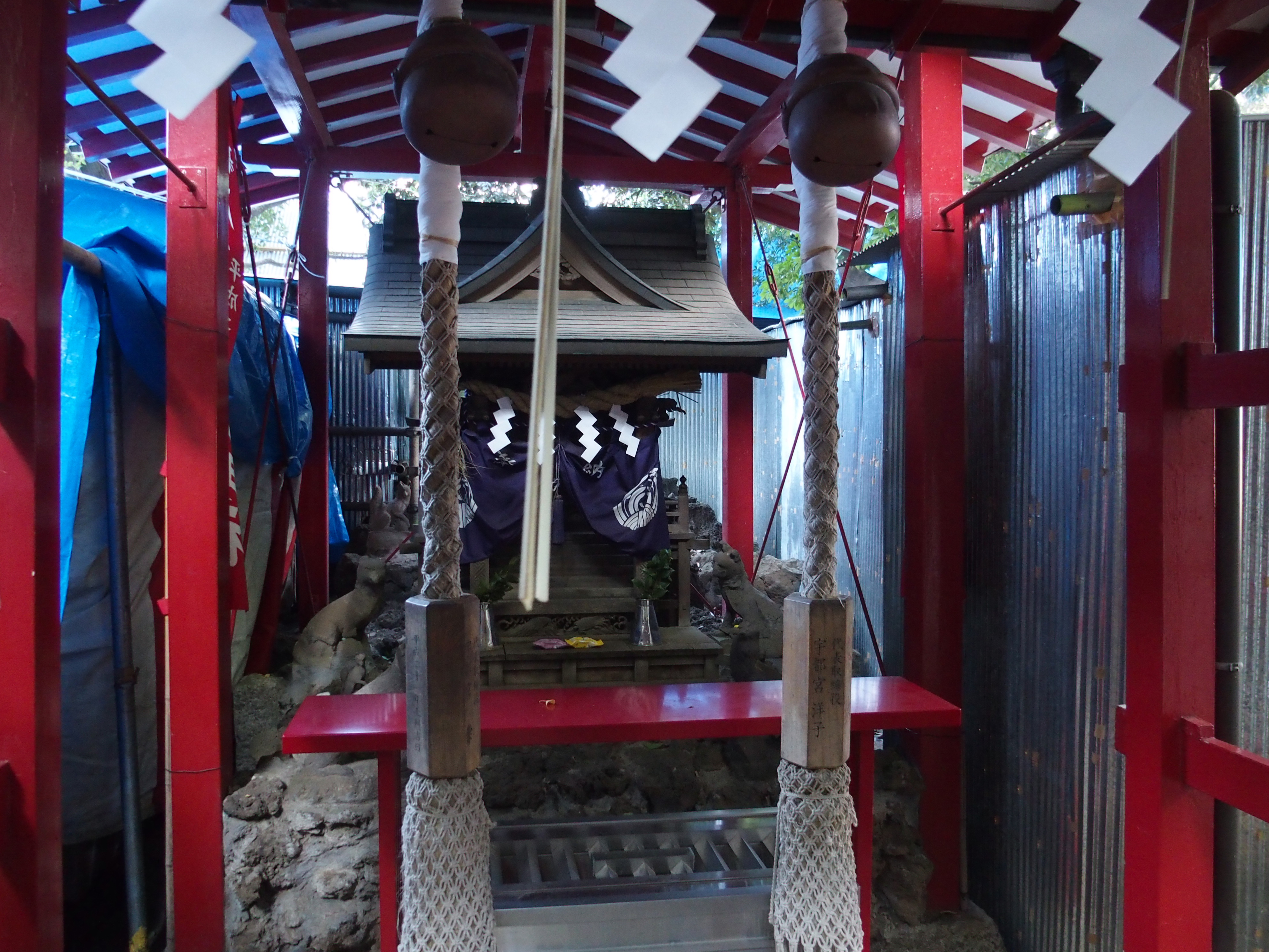 花園神社の子宝と縁結びと夫婦和合のご利益がある威徳稲荷神社