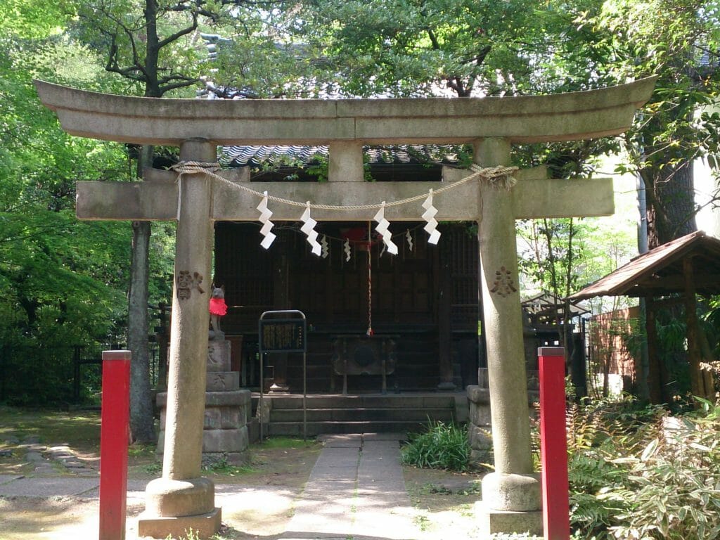 赤坂氷川神社のご利益は縁結びに仕事運 健康のパワースポットまで 幸せになる