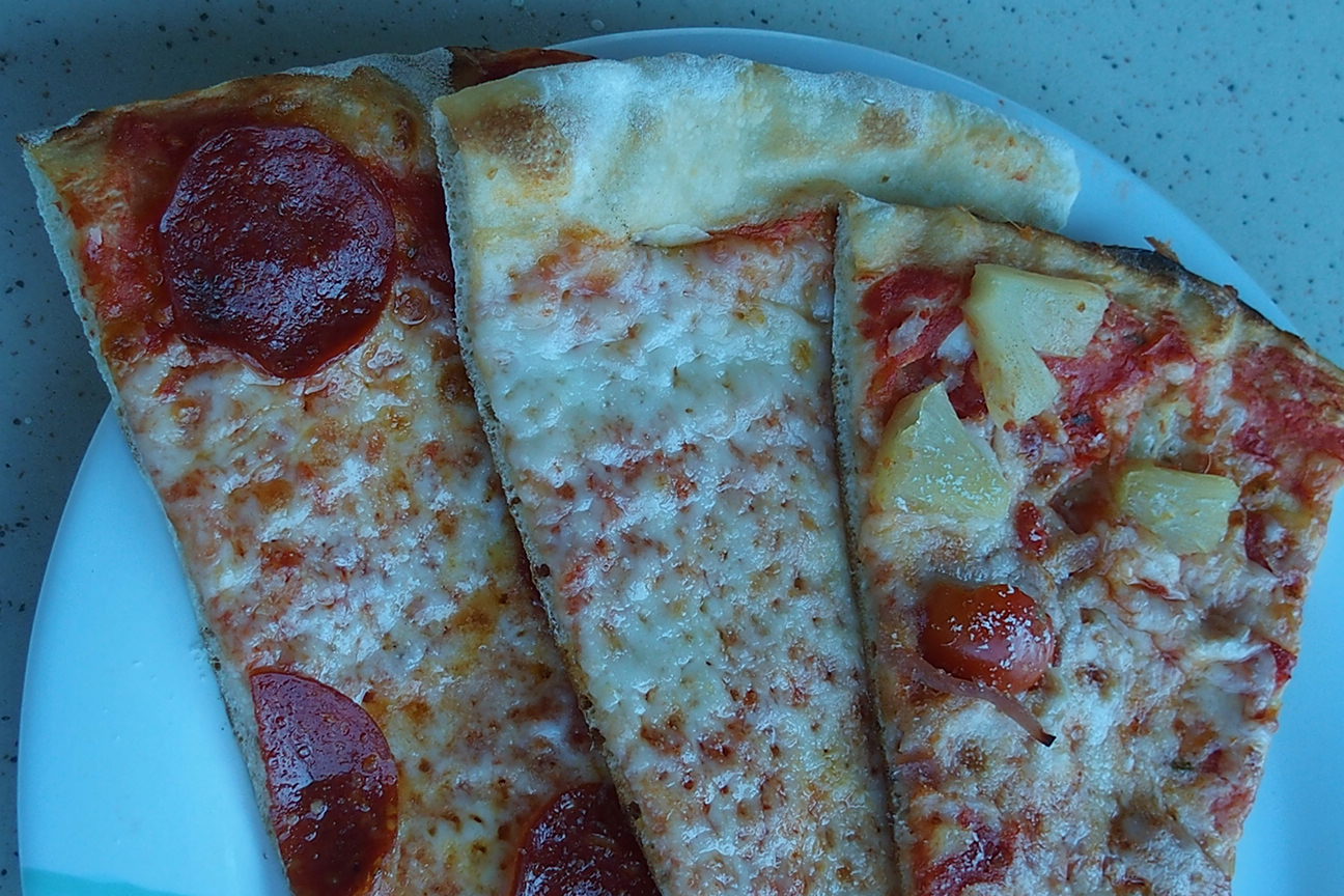 ダイヤモンドプリンセスで無料で食べられるピザ