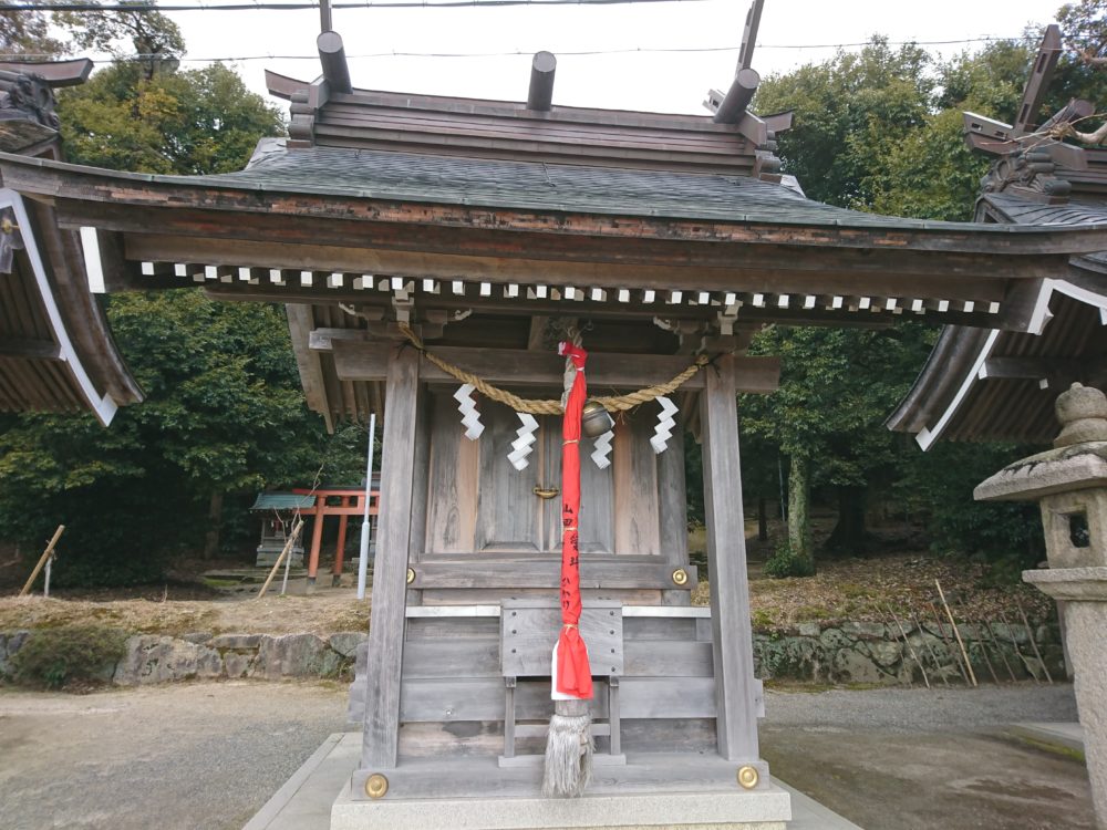 白鬚神社の境内