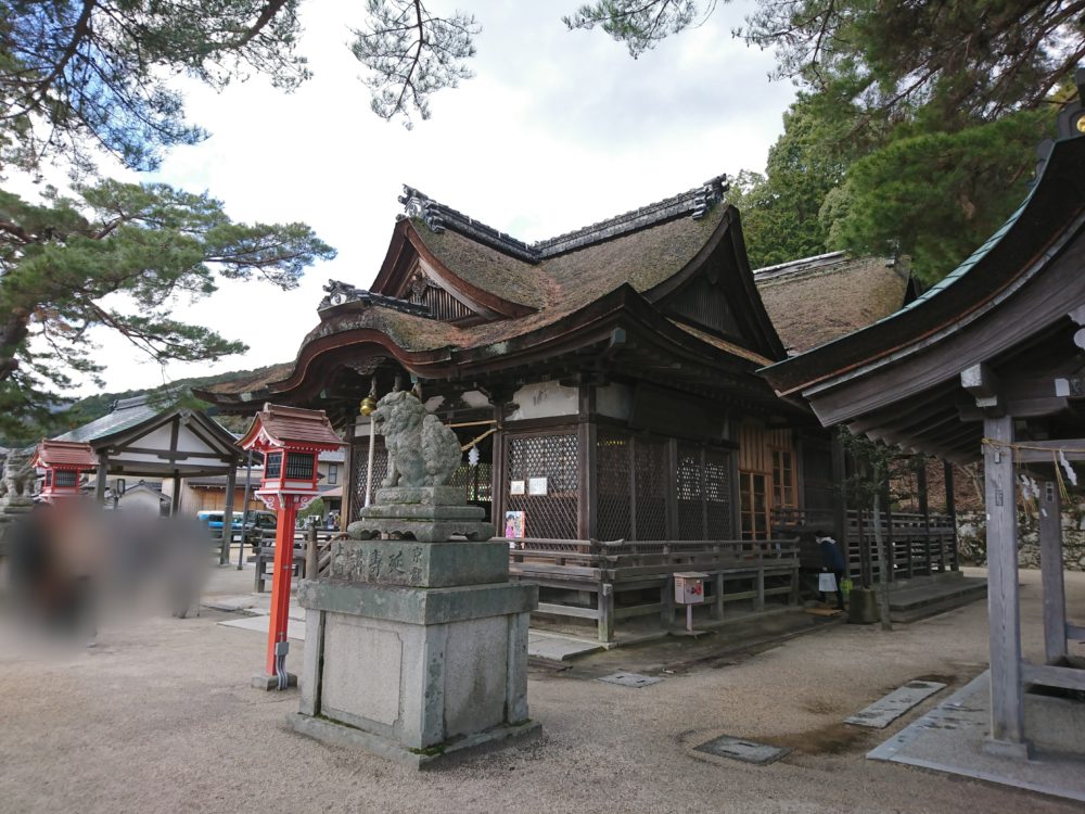 白鬚神社の境内