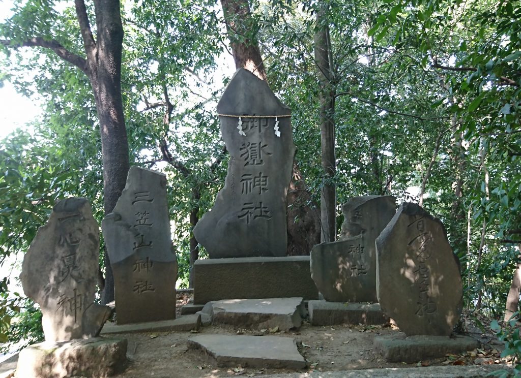 川越氷川神社の境内にある御嶽神社