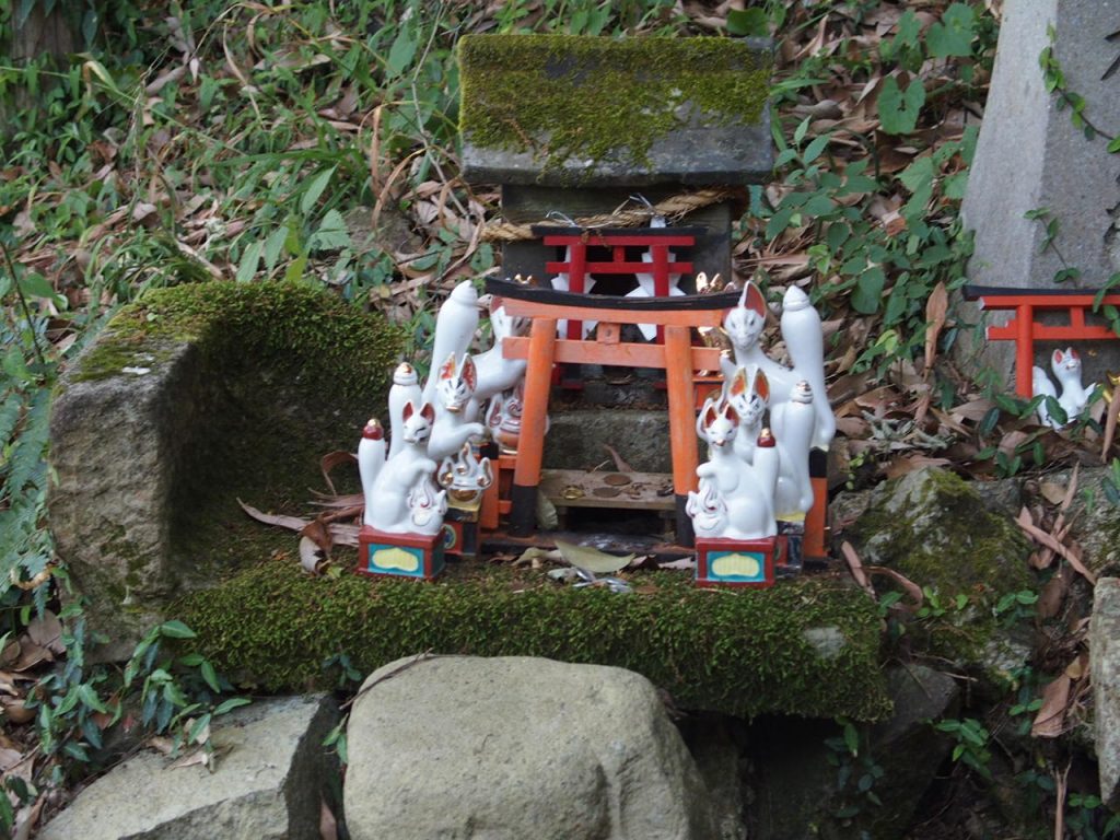 津和野の太鼓谷稲成神社の千本鳥居