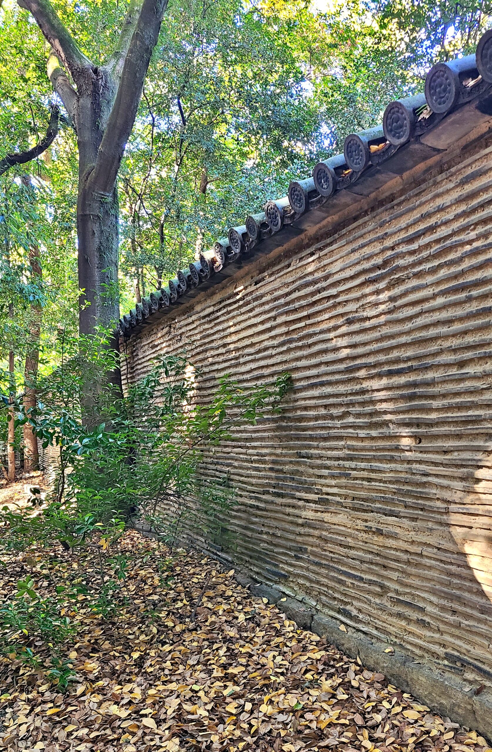 熱田神宮の信長塀