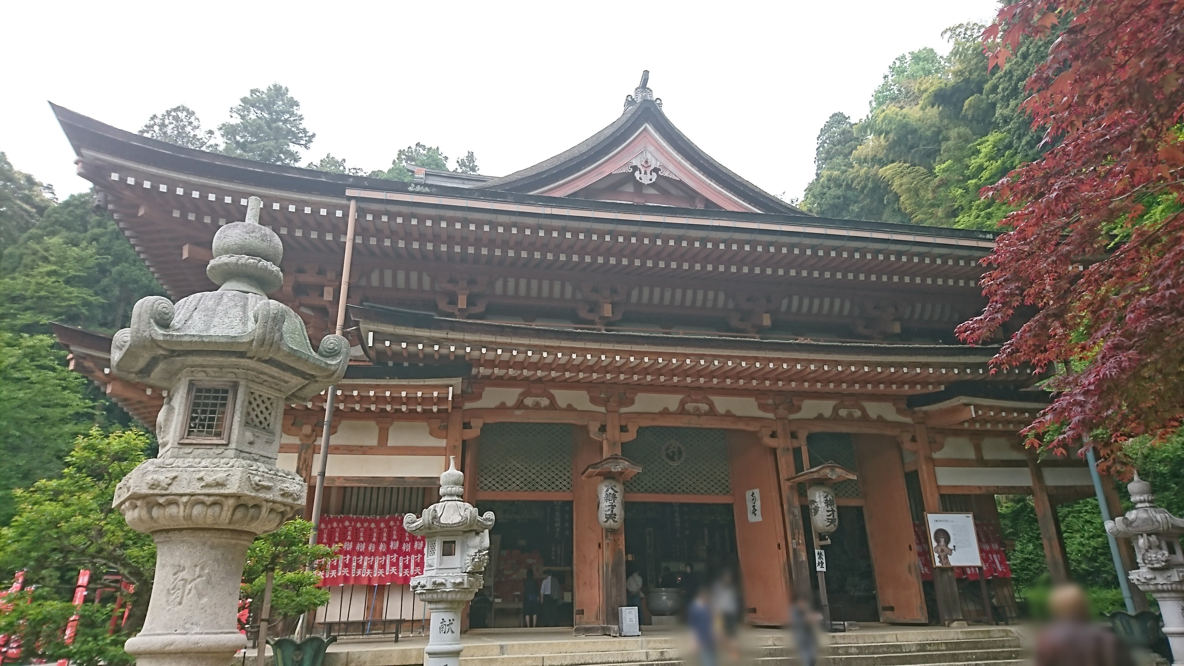 日本三大弁財天のひとつ竹生島の宝厳寺