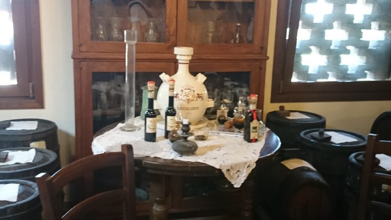 バルサミコ酢で有名なイタリアモデナの街でバルサミコ酢の醸造所を見学