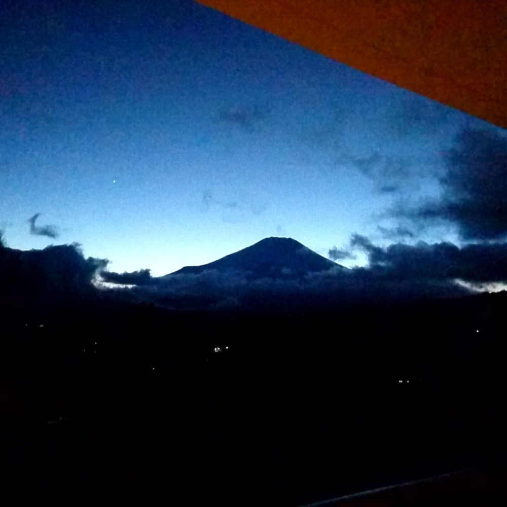 ポイントバケーション山中湖から見える富士山の景色 ポイントバケーション山中湖から見える富士山の景色