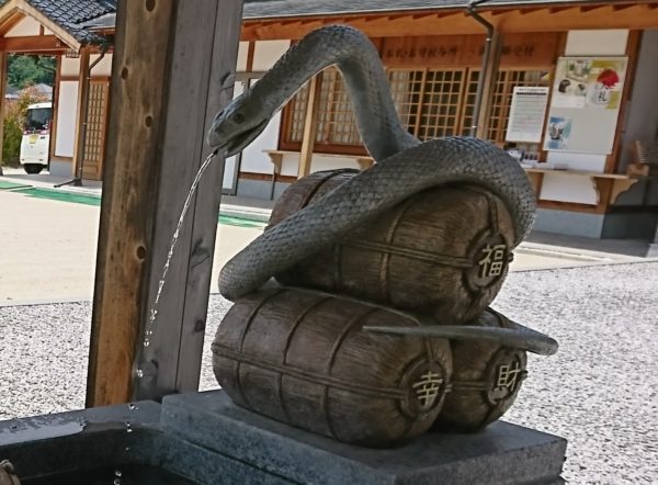 岩国白蛇神社