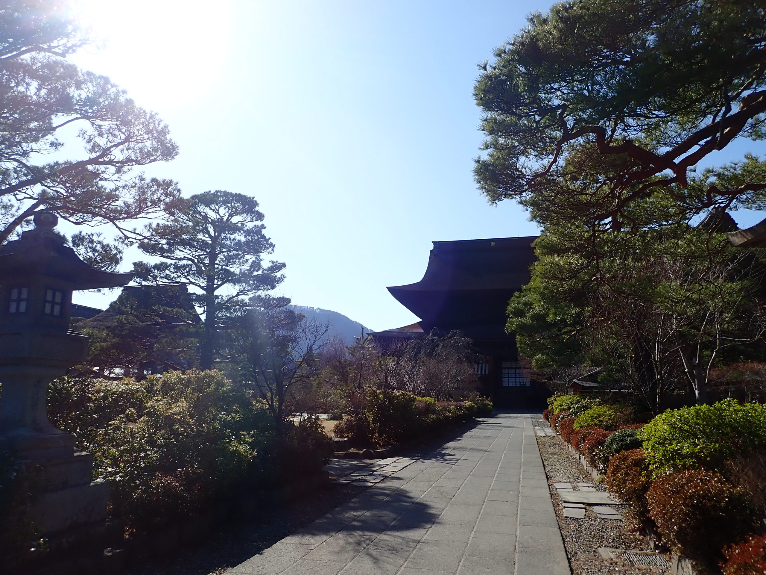 善光寺の境内