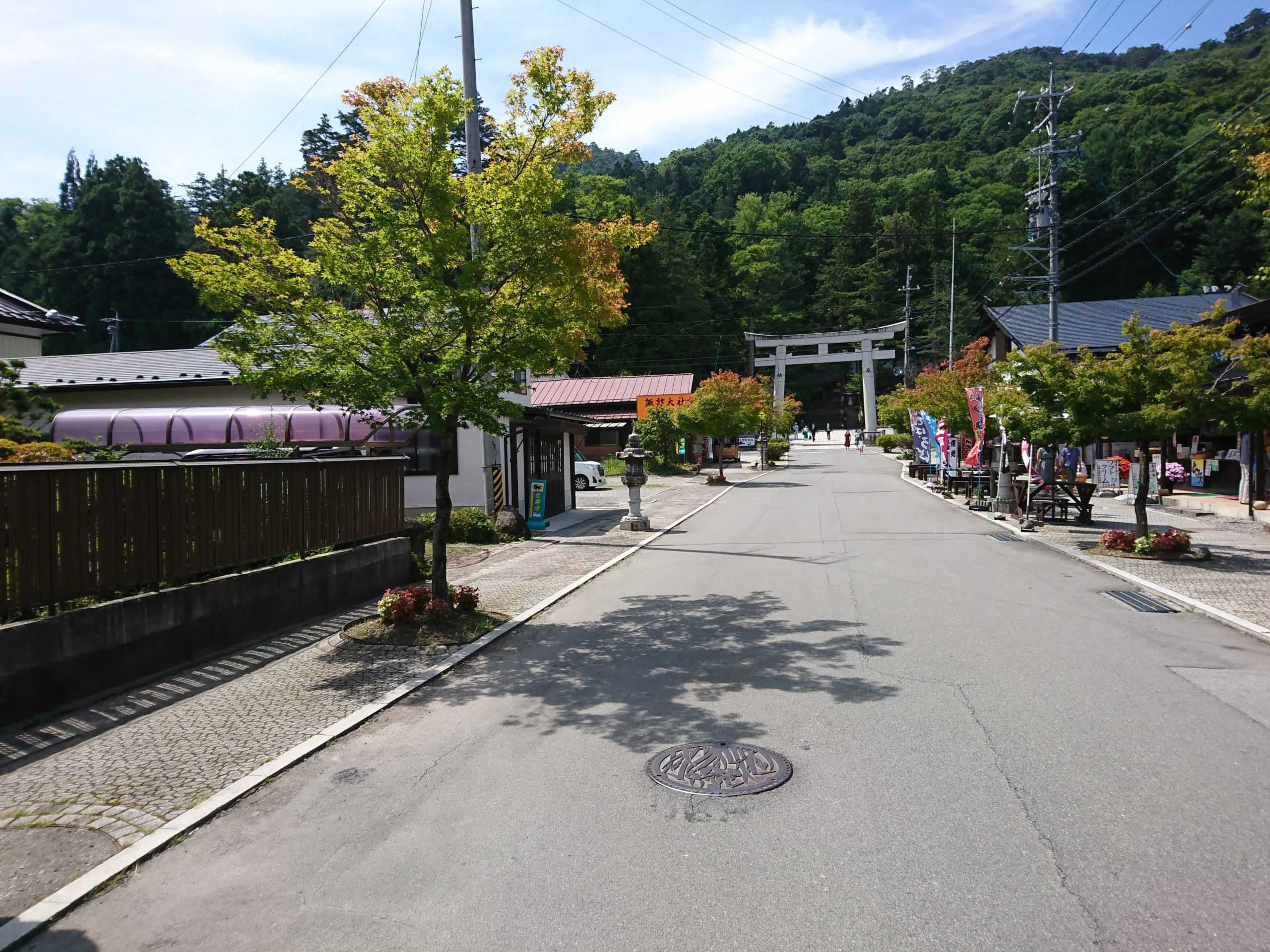 諏訪大社・上社本宮の参道