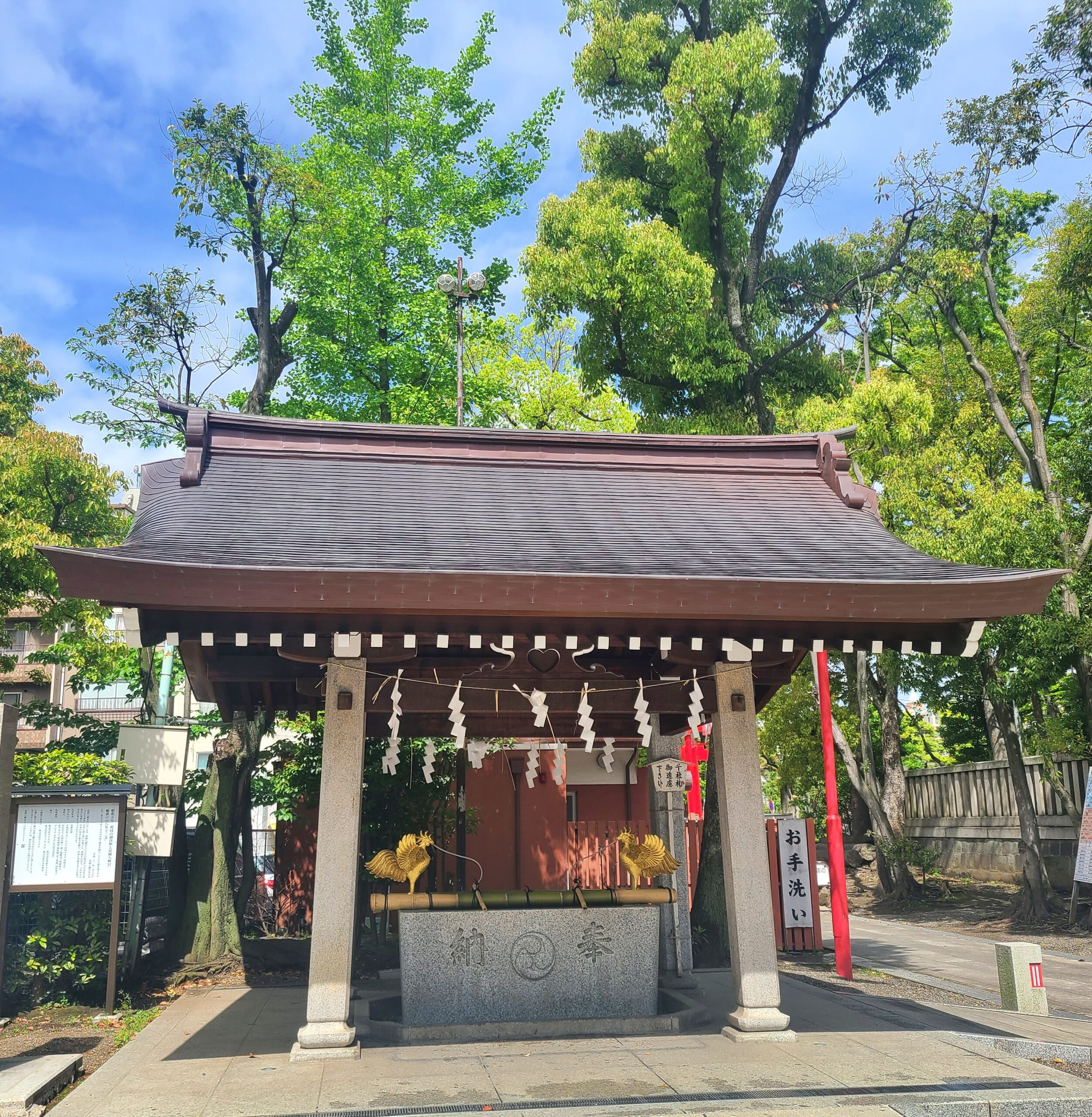 富岡八幡宮の手水舎